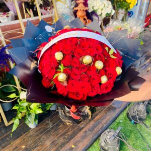 باقة ورود بالون الاحمر